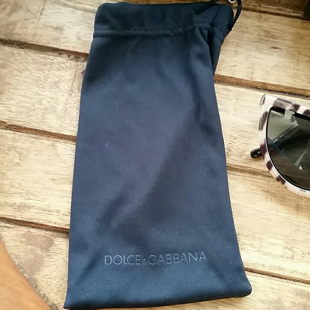 Dolce & Gabbana sunglasses - Picture 3 of 8